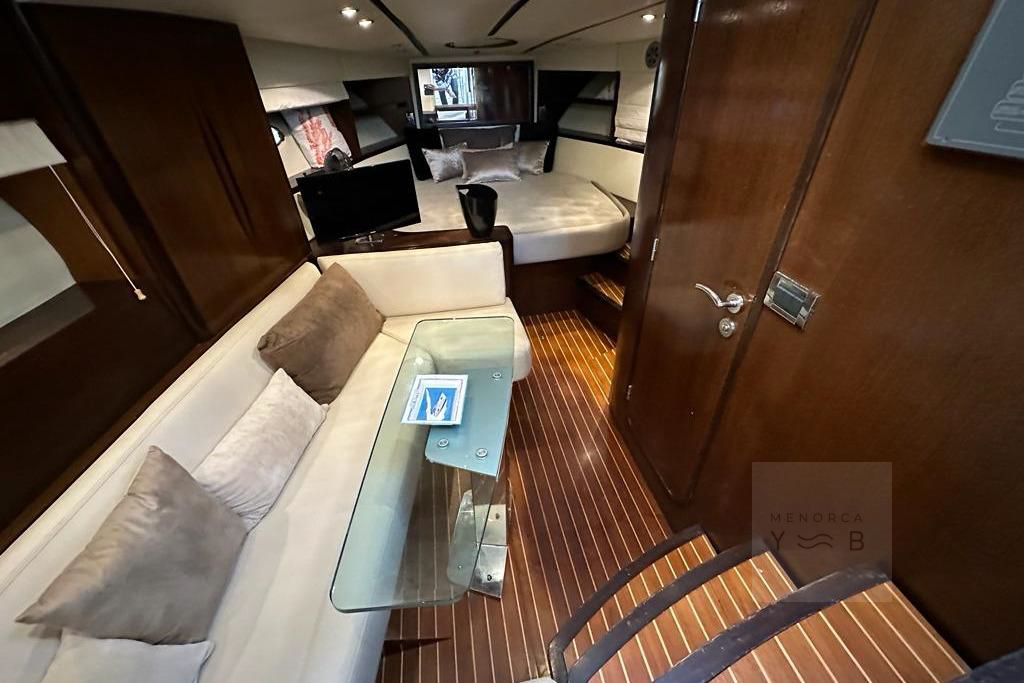 Arcoa Canot 41 inside 1