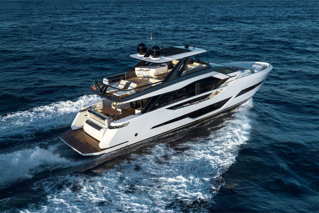 Ferretti Yachts 800 New