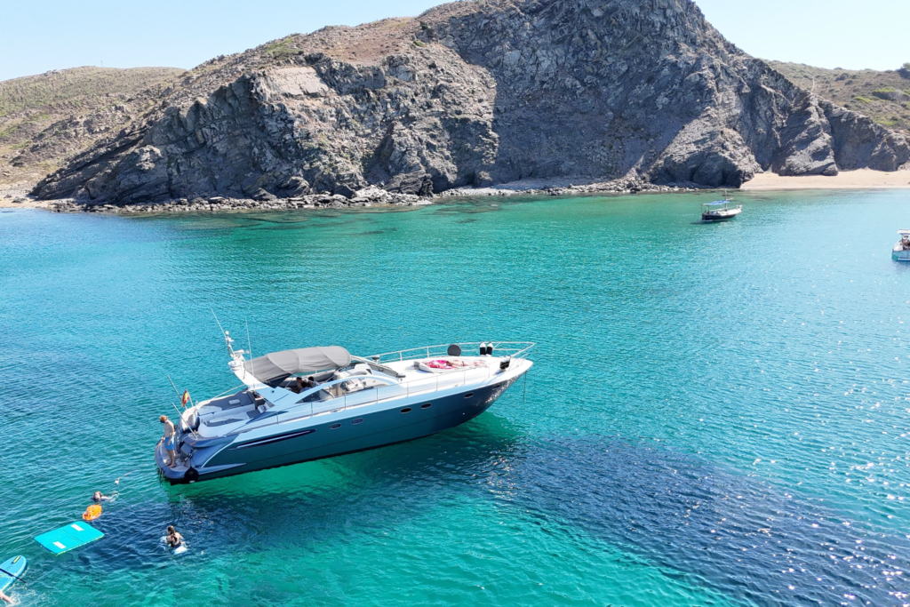 Fairline Targa 52 outside 1