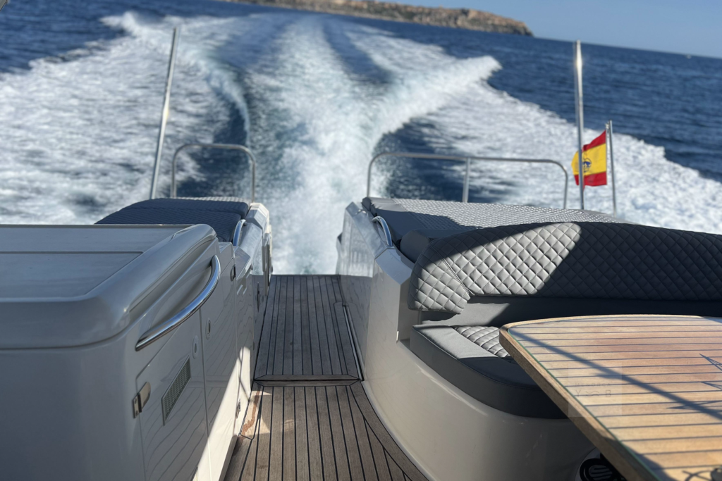 Fairline Targa 52 outside 8