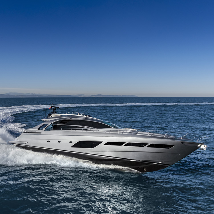 Pershing 8X