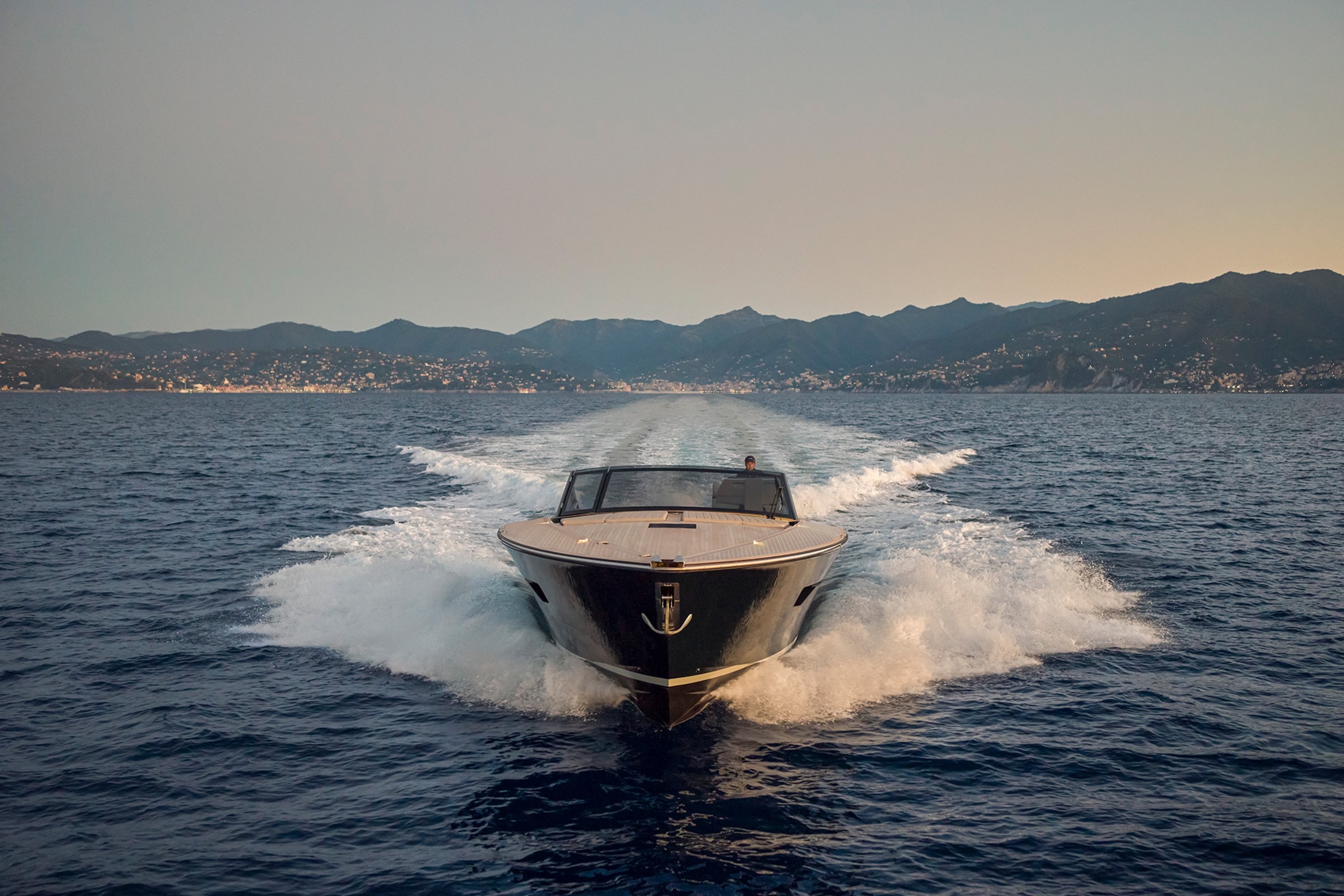 Find the perfect pre-owned yacht for your needs
