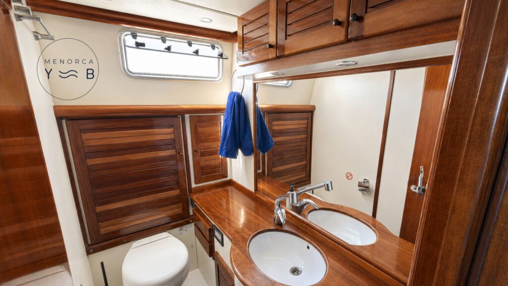 Menorquin Yachts 180